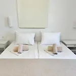 Daphne Guest house Naousa (Paros)