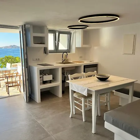 Daphne Guest house Naousa (Paros)