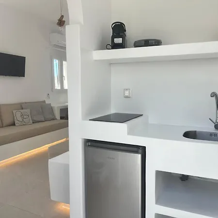 Daphne Naousa (Paros)