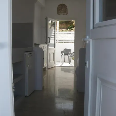 Daphne 3* ناوسا