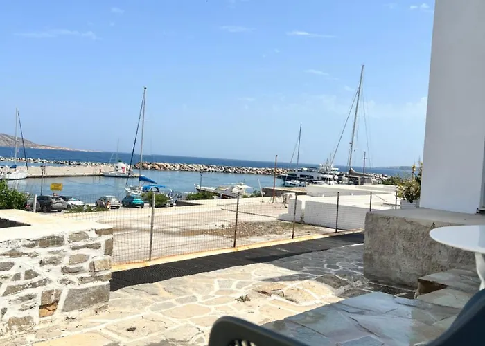Guest house Daphne Naousa (Paros)
