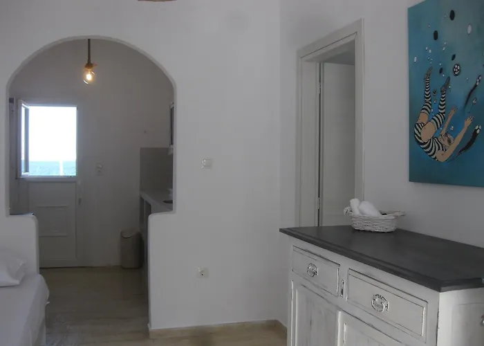 Guest house Daphne Naousa (Paros)